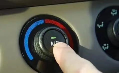 用车小常识，汽车空调熄火前要关闭吗？